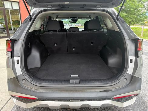 Used 2023 Kia Sportage LX FWD image 23