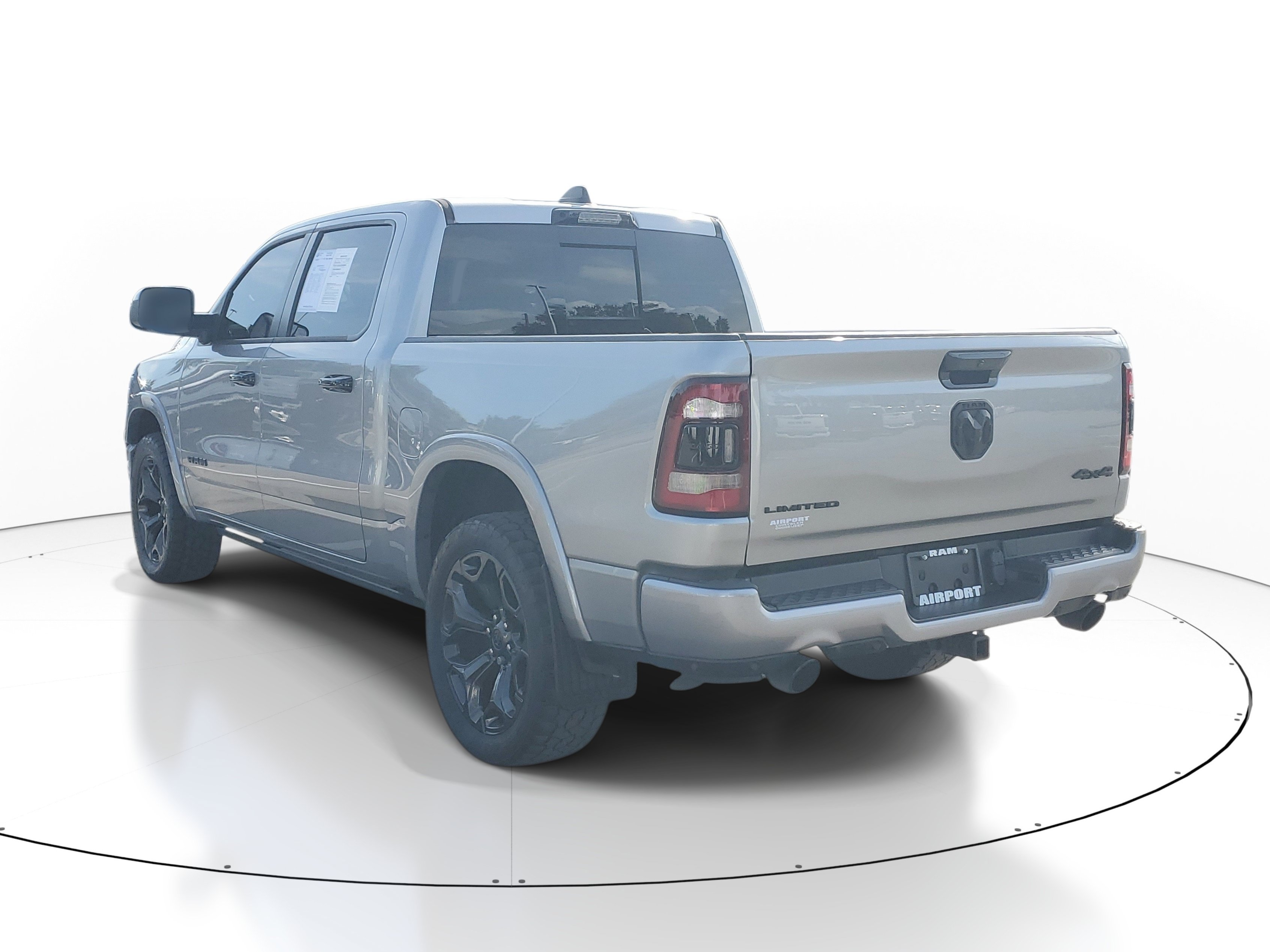 Used 2023 RAM 1500 Limited AWD/4WD image 5