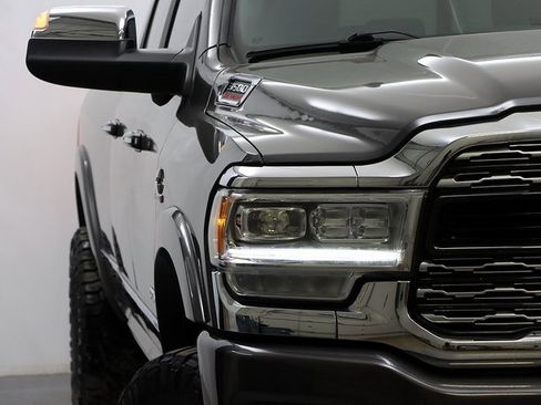 Used 2020 RAM 3500 Limited image 4