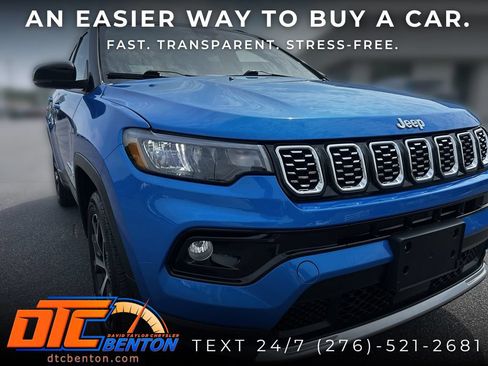 Used 2025 Jeep Compass Limited AWD/4WD image 29