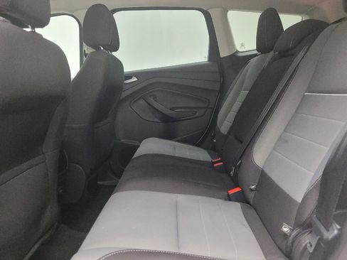 Used 2015 Ford Escape SE image 18