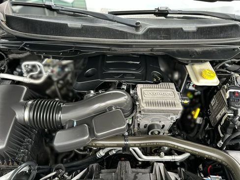 Used 2022 Jeep Wagoneer Series III w/ Premium Group I AWD/4WD image 30