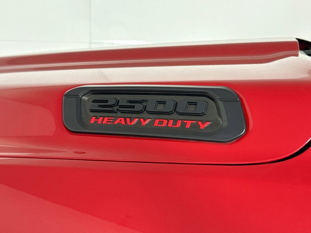 Used 2022 RAM 2500 Big Horn w/ Level C Equiment Group AWD/4WD image 9