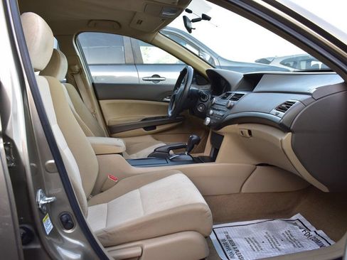 Used 2009 Honda Accord LX-P image 15