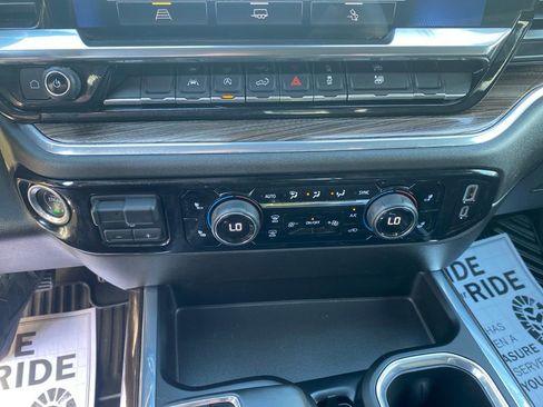 Used 2024 Chevrolet Silverado 1500 RST w/ Convenience Package II AWD/4WD image 27