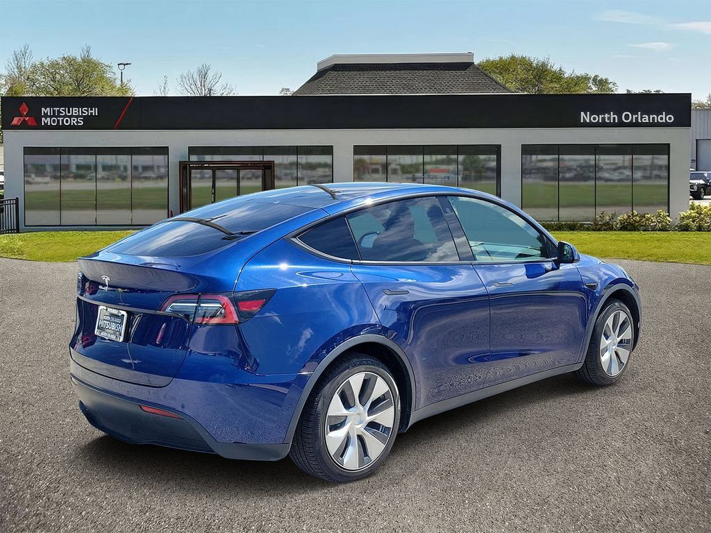 Used 2021 Tesla Model Y 2WD image 3