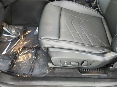 Used 2025 BMW X1 xDrive28i image 33