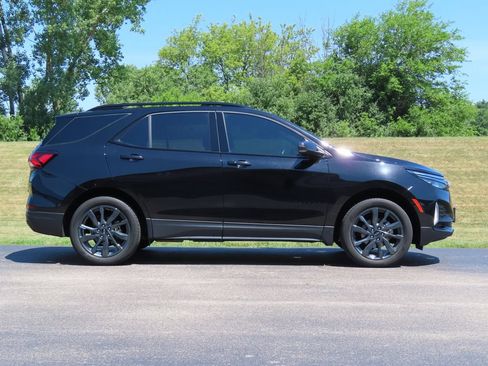 Certified 2023 Chevrolet Equinox RS w/ LPO, Floor Liner Package AWD/4WD image 2