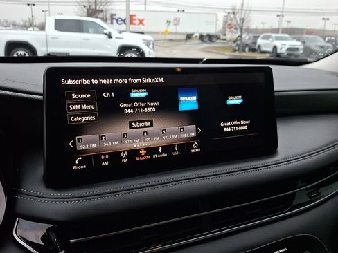 Certified 2023 INFINITI QX60 Luxe image 18