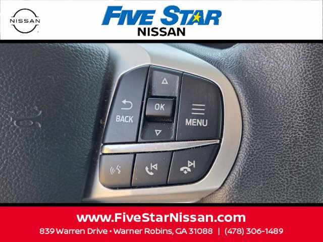 Used 2024 Ford Explorer XLT w/ Equipment Group 202A RWD image 28
