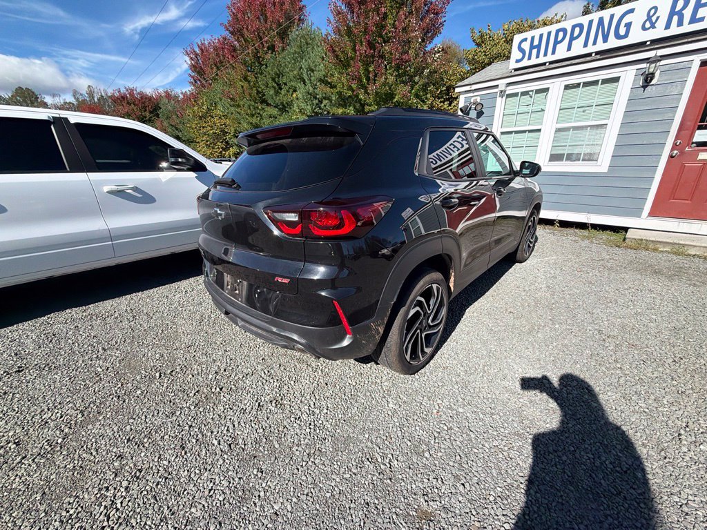 Used 2025 Chevrolet TrailBlazer RS FWD image 7