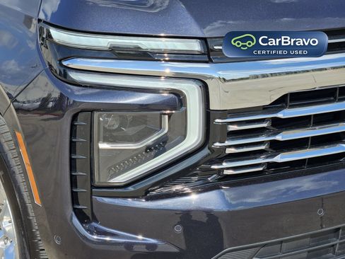 Certified 2025 Chevrolet Suburban Premier AWD/4WD image 10
