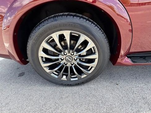 Used 2023 Nissan Armada Platinum w/ Captain's Chairs Package AWD/4WD image 4