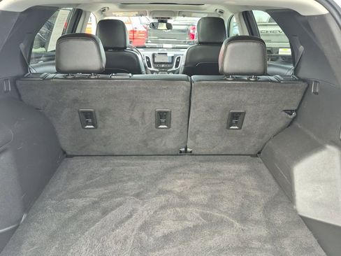 Used 2021 Chevrolet Equinox LT image 23
