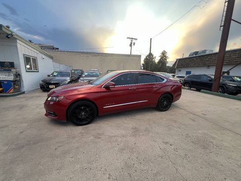 Used 2015 Chevrolet Impala LTZ FWD image 23