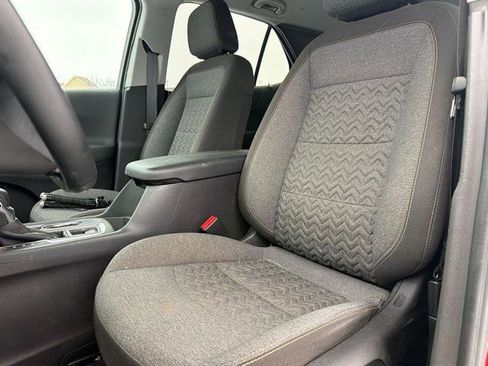 Used 2024 Chevrolet Equinox LT w/ LPO, Floor Liner Package image 36