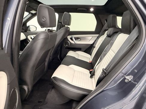 Certified 2025 Land Rover Discovery Sport Dynamic SE AWD/4WD image 11