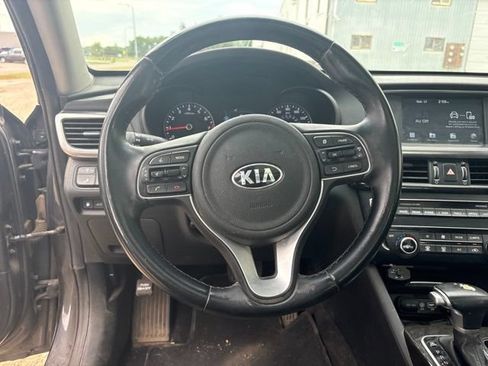 Used 2018 Kia Optima EX w/ Premium Package FWD image 15