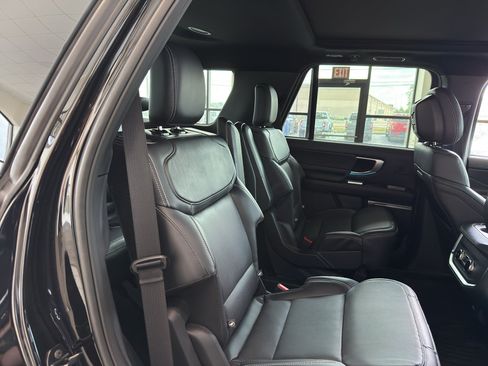 New 2027 Ford Expedition Platinum w/ Stealth Appearance Package AWD/4WD image 29