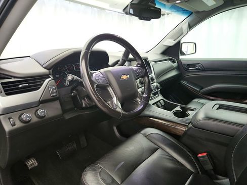 Used 2018 Chevrolet Tahoe LT image 11