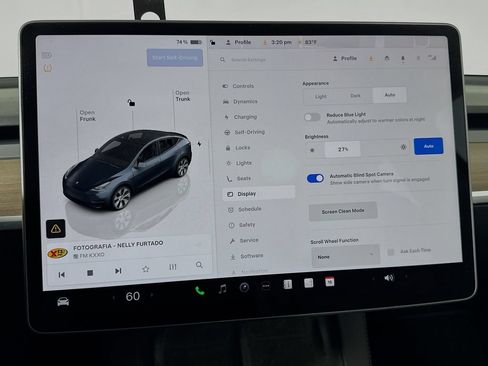 Used 2024 Tesla Model Y Long Range RWD image 39