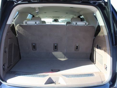 Used 2024 GMC Yukon Denali image 6