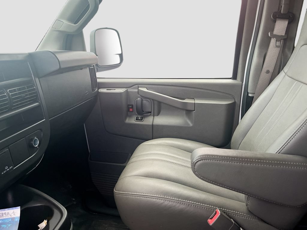 Used 2025 Chevrolet Express 2500 Extended w/ Safety Package RWD image 21