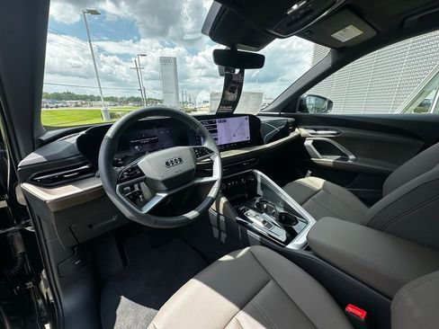 New 2026 Audi Q5 Premium image 10