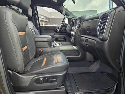 Used 2023 GMC Sierra 2500 AT4 w/ Gooseneck/5TH Wheel Package image 18