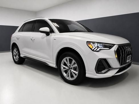Used 2025 Audi Q3 2.0T Premium AWD/4WD image 7