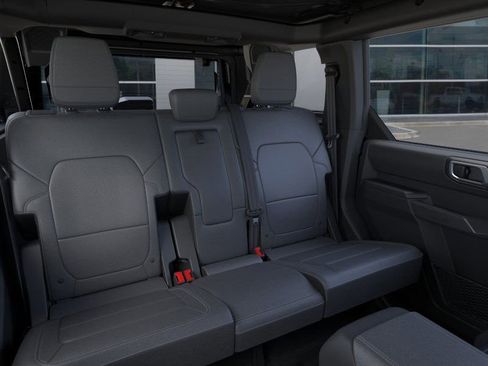 New 2026 Ford Bronco Badlands image 13