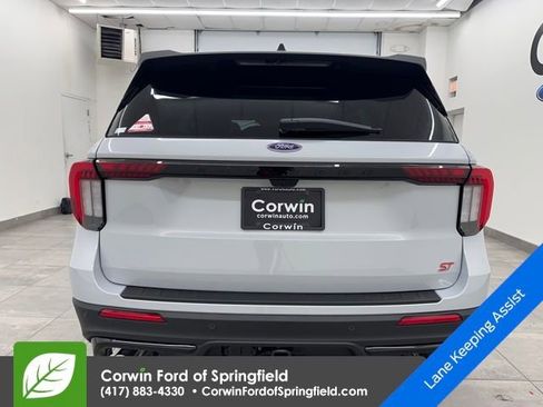 New 2026 Ford Explorer ST w/ Sun And Sound Package image 4