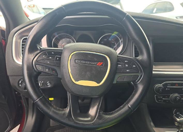 Used 2019 Dodge Charger SXT RWD image 7