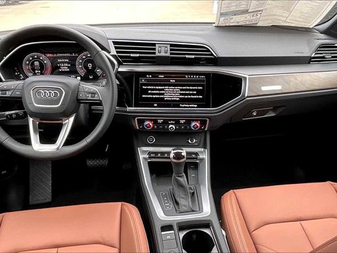 New 2025 Audi Q3 2.0T Premium Plus image 5
