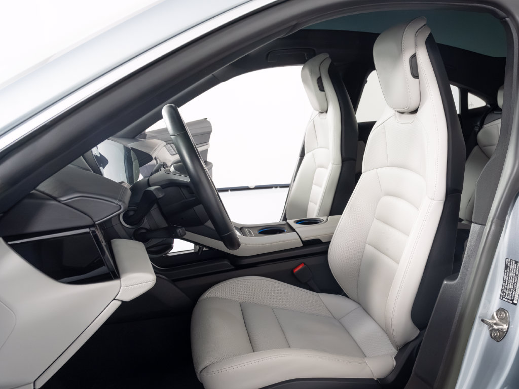 Certified 2023 Porsche Taycan 4S AWD/4WD image 5