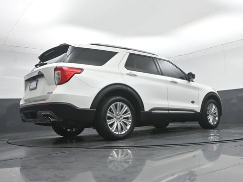 Used 2021 Ford Explorer King Ranch w/ Premium Technology Package AWD/4WD image 77