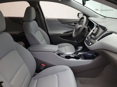 Used 2022 Chevrolet Malibu LT FWD image 21