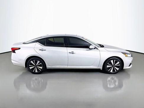 Used 2021 Nissan Altima 2.5 SL image 5