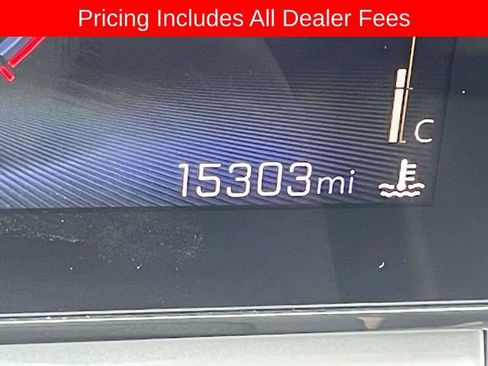 Used 2025 Chevrolet Trax LT w/ Driver Confidence Package FWD image 25