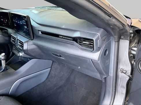 Used 2025 Ford Mustang Coupe RWD image 15