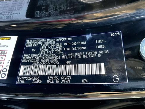 Certified 2025 Toyota 4Runner Trailhunter AWD/4WD image 33