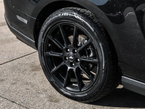 Used 2010 Ford Mustang GT image 44