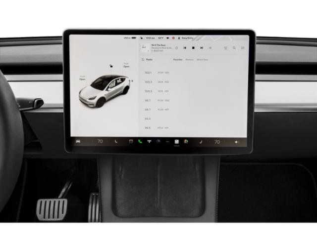 Used 2021 Tesla Model Y Long Range AWD/4WD image 10