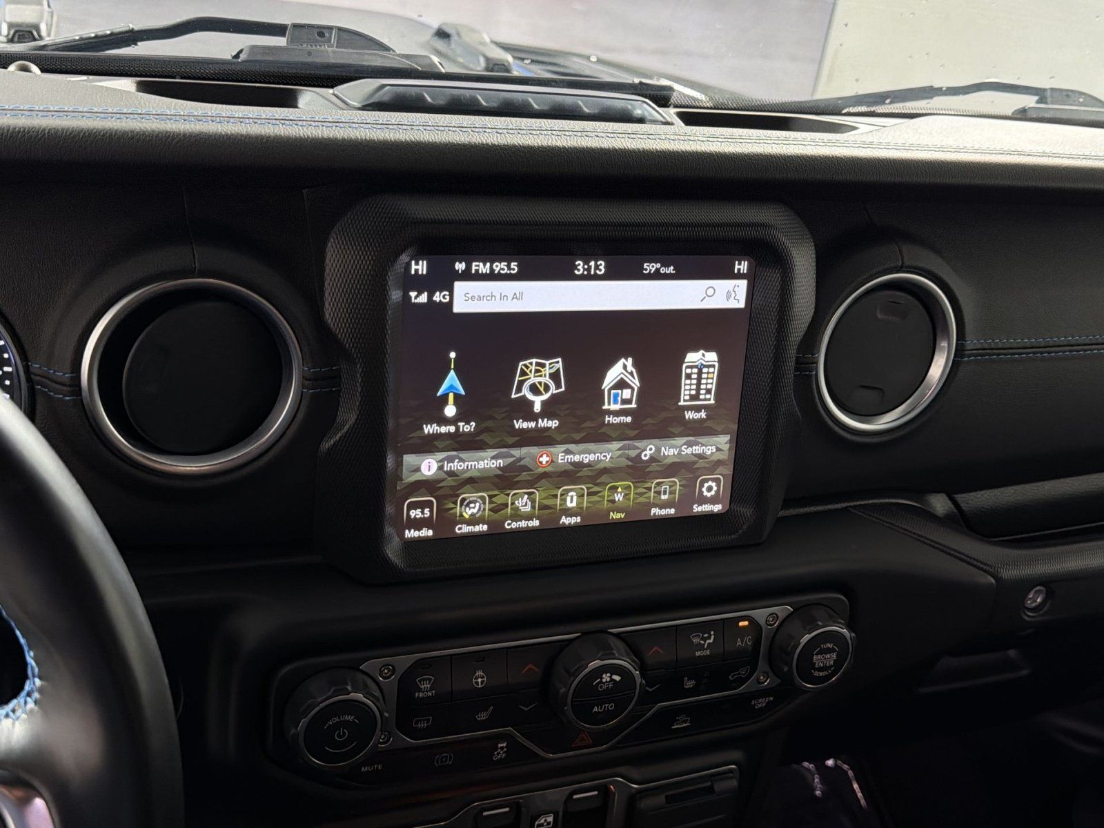 Used 2023 Jeep Wrangler Unlimited Rubicon 4xe w/ Cold Weather Group AWD/4WD image 20
