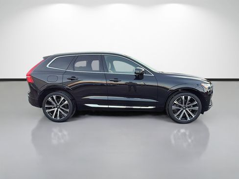 Used 2023 Volvo XC60 B5 Ultimate AWD/4WD image 6