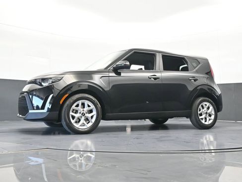 Used 2023 Kia Soul LX w/ Option Group 015 image 49