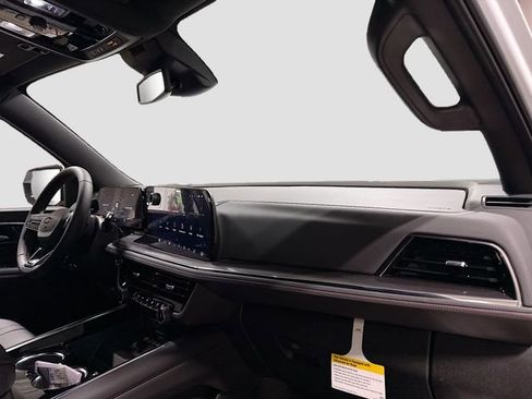 New 2026 Chevrolet Tahoe RST w/ Sun And Tow Package AWD/4WD image 35