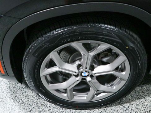 Used 2022 BMW X3 sDrive30i w/ Premium Package 2 RWD image 11