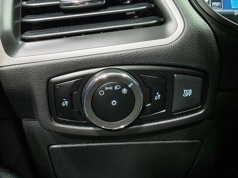 Used 2024 Ford Edge SEL image 34