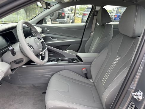 New 2026 Hyundai Elantra Sport FWD image 10
